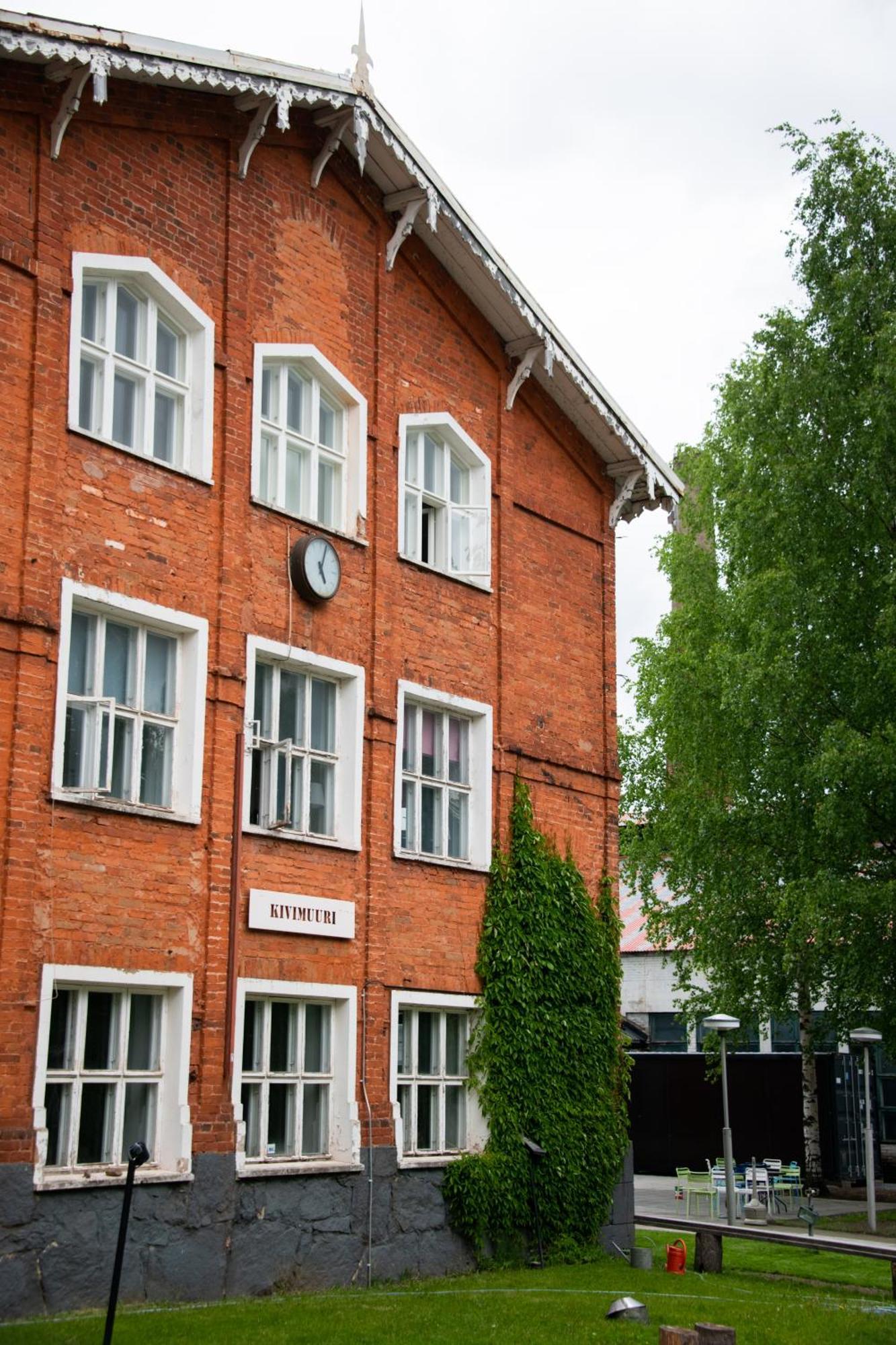 Nuutajaerven Kylaehotelli 1793 Nuutajarvi Exterior photo